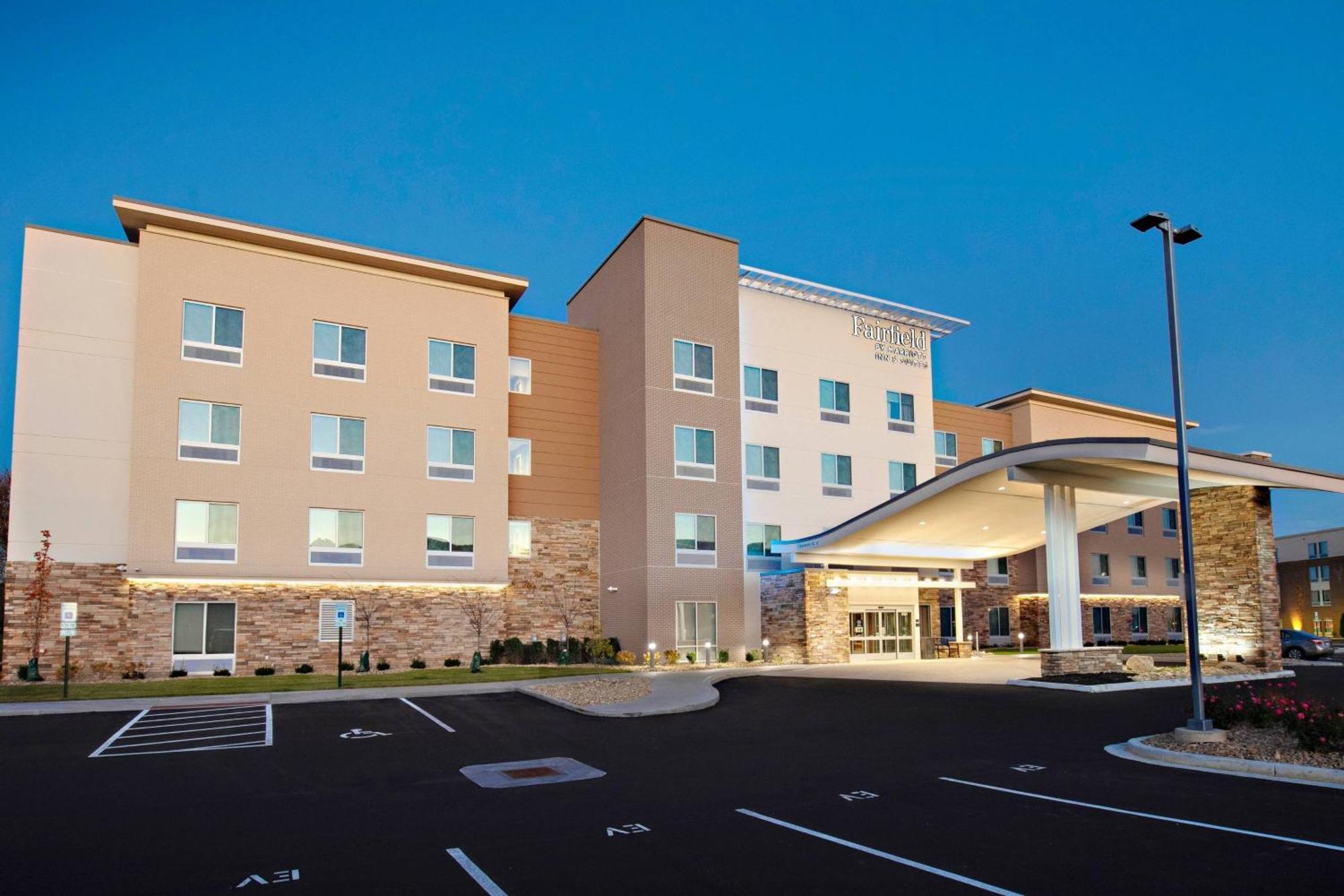 Fairfield Inn & Suites By Marriott Dayton North Murlin Heights المظهر الخارجي الصورة
